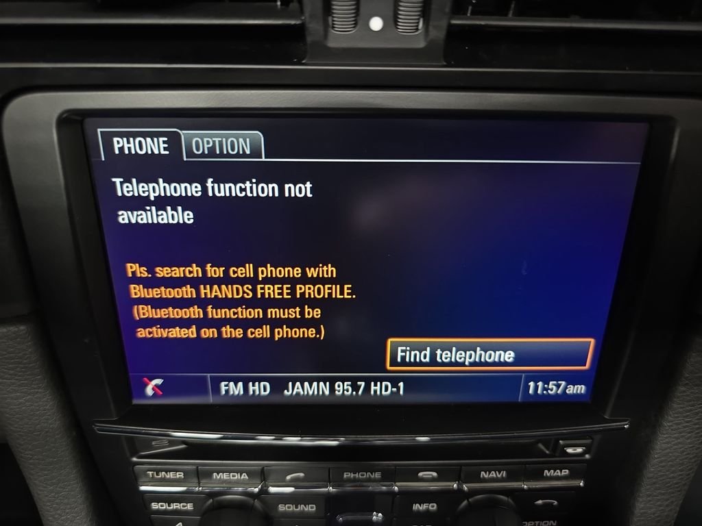 Certified Used 2015  Porsche Carrera 4 image 17
