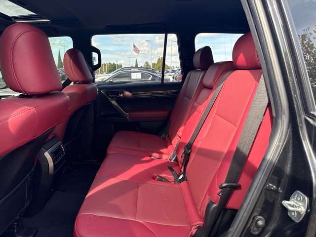 Used 2023 Black Lexus 460 image 9
