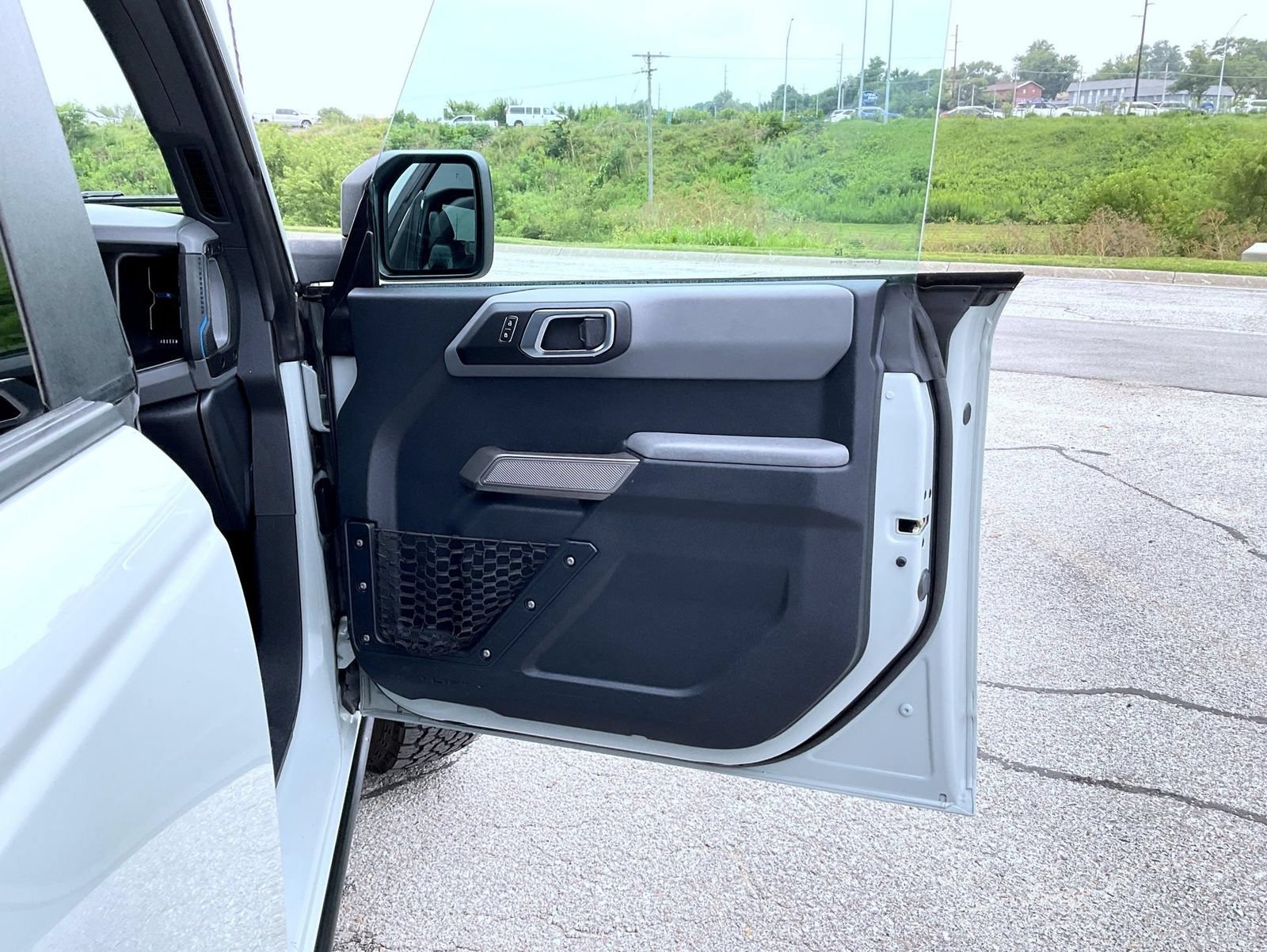 2022 Ford Bronco 4-Door Black Diamond - Photo 16