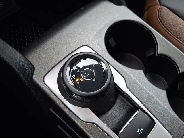 New 2026 Carbonized Gray Metallic Ford Outer Banks® image 10