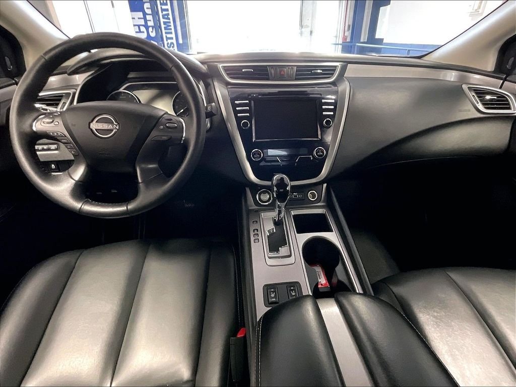 Used 2024 Gray Nissan SV image 21