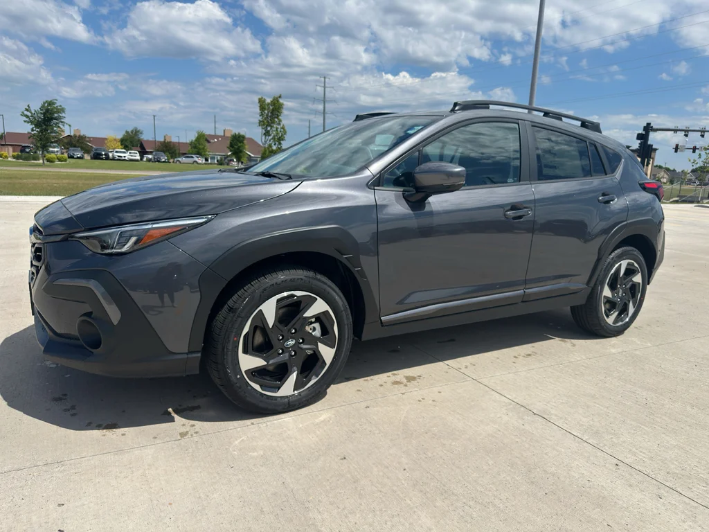New 2026 Magnetite Gray Metallic/Crystal Black Silica Subaru Limited image 2