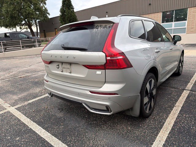Used 2024 Silver Volvo Ultimate image 5