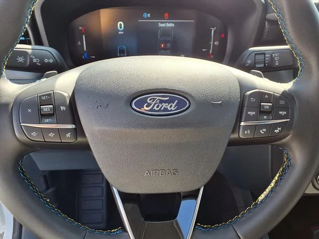 New 2025 Oxford White Ford Lobo™ image 17