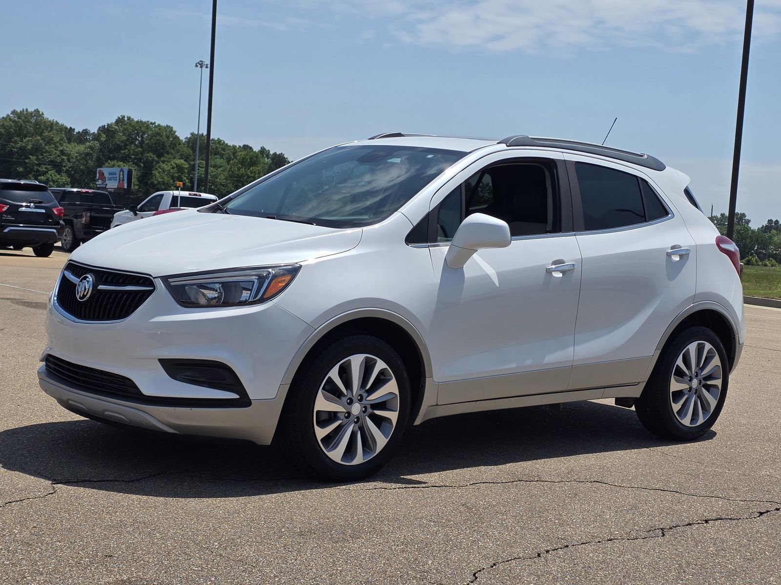 2020 Buick Encore Preferred's photo