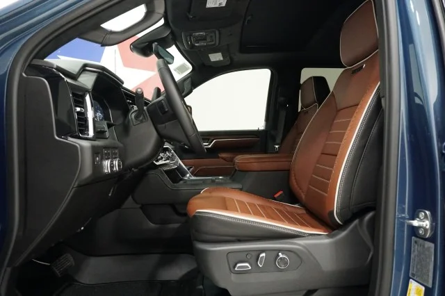 New 2026 Downpour Metallic GMC Denali Ultimate DRW image 17