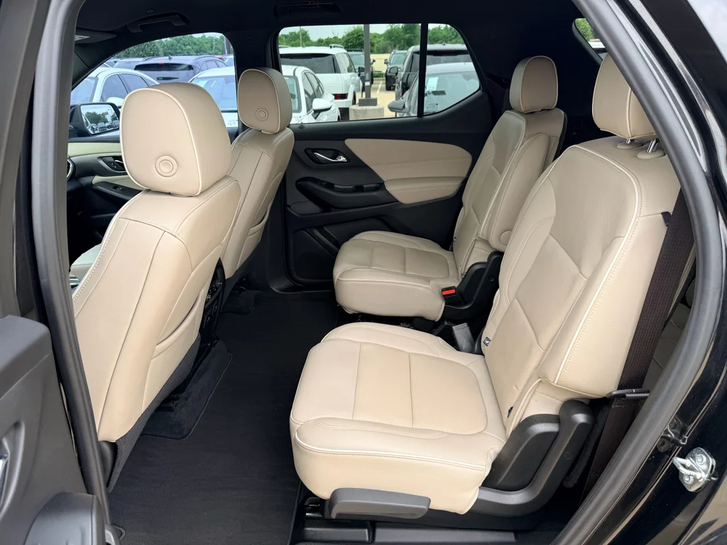 Used 2023 Mosaic Black Metallic Chevrolet Premier image 26
