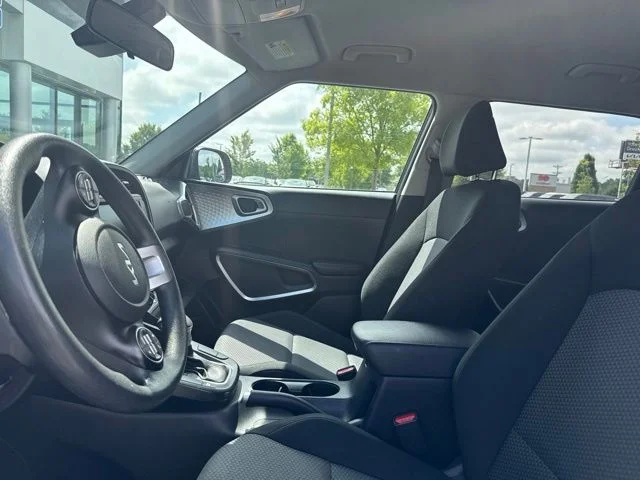 Certified Used 2024 Gray Kia LX image 9