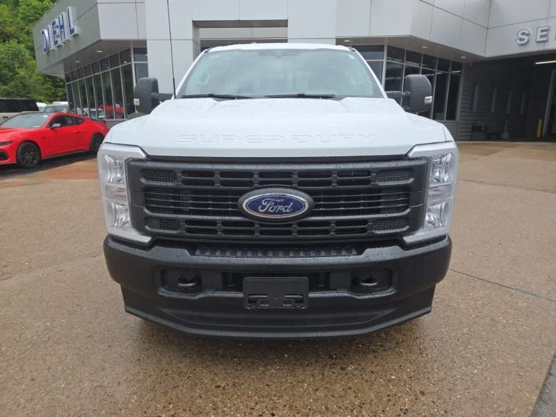 New 2026 Oxford White Ford F-350® XL image 2