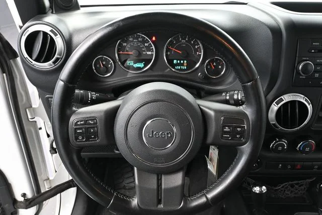 2012 Jeep Wrangler Unlimited Rubicon - Photo 23