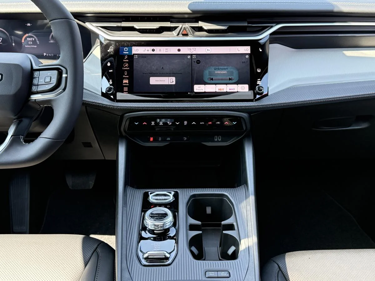 New 2026 White Jeep Limited image 22