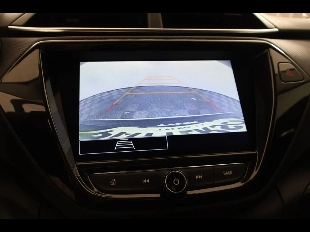 Used 2023 White Chevrolet LT image 19