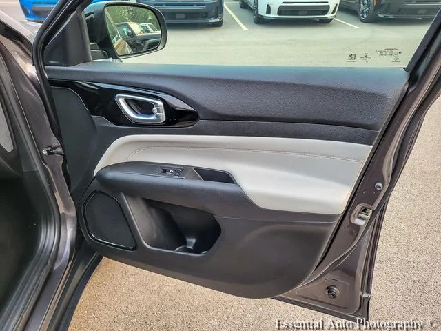 Certified Used 2023 Gray Jeep Limited image 28