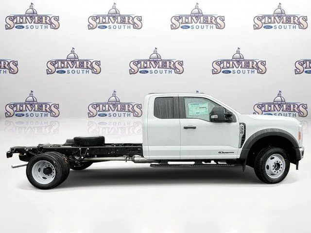 New 2026 White Ford XL image 2