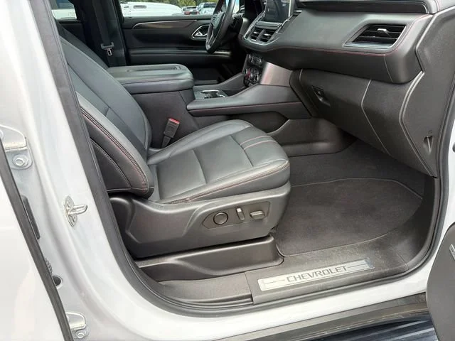 Used 2022 Summit White Chevrolet RST image 13