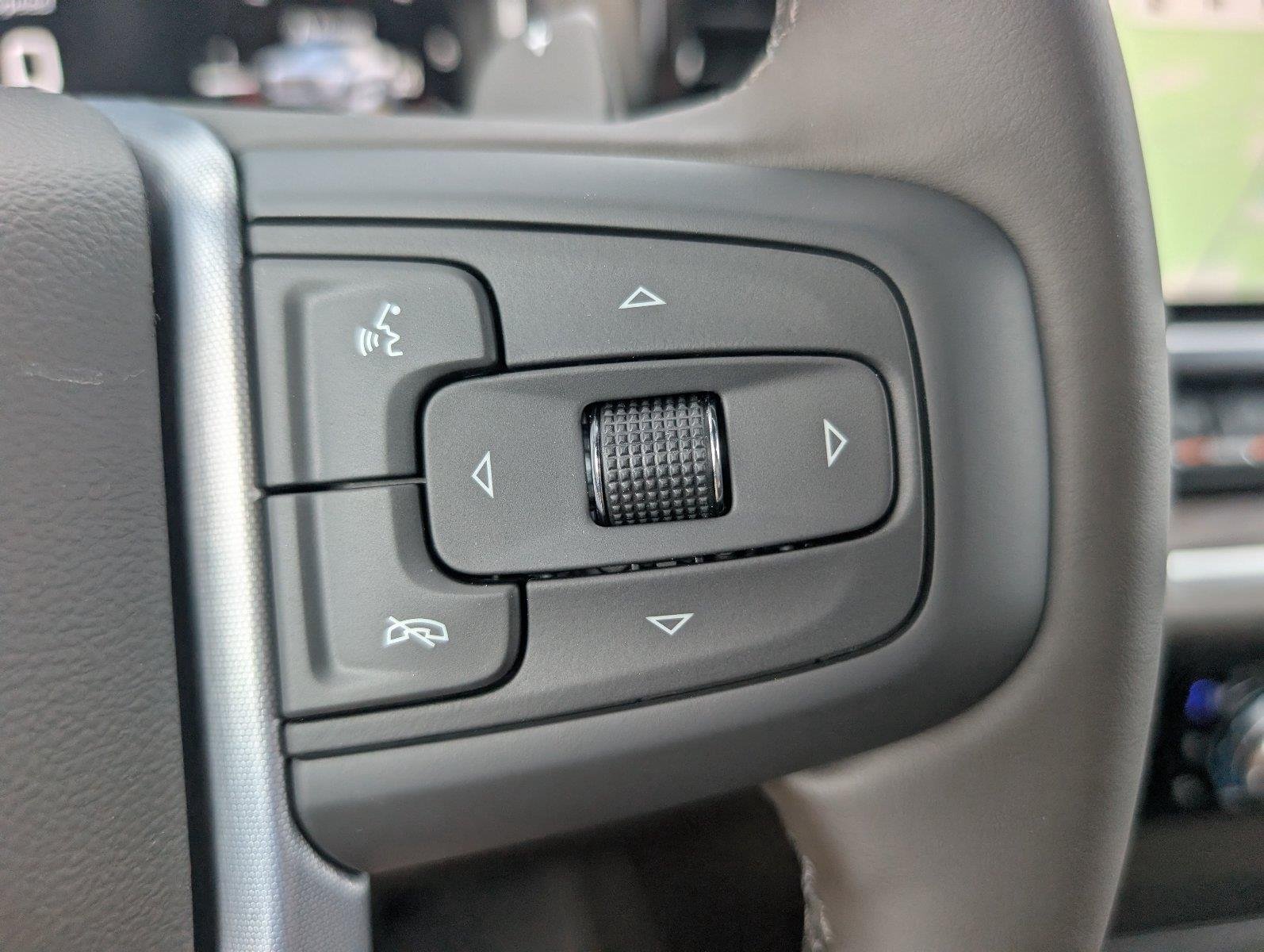 New 2026 Onyx Black GMC SLT image 27