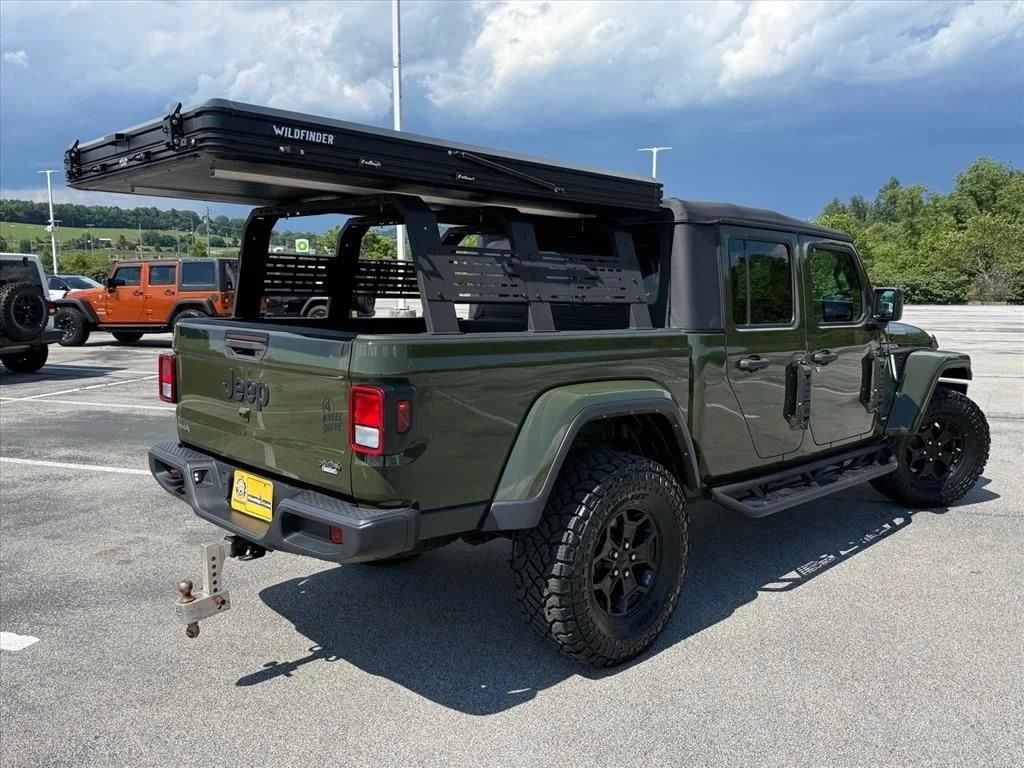 Used 2022 Green Jeep Willys image 6