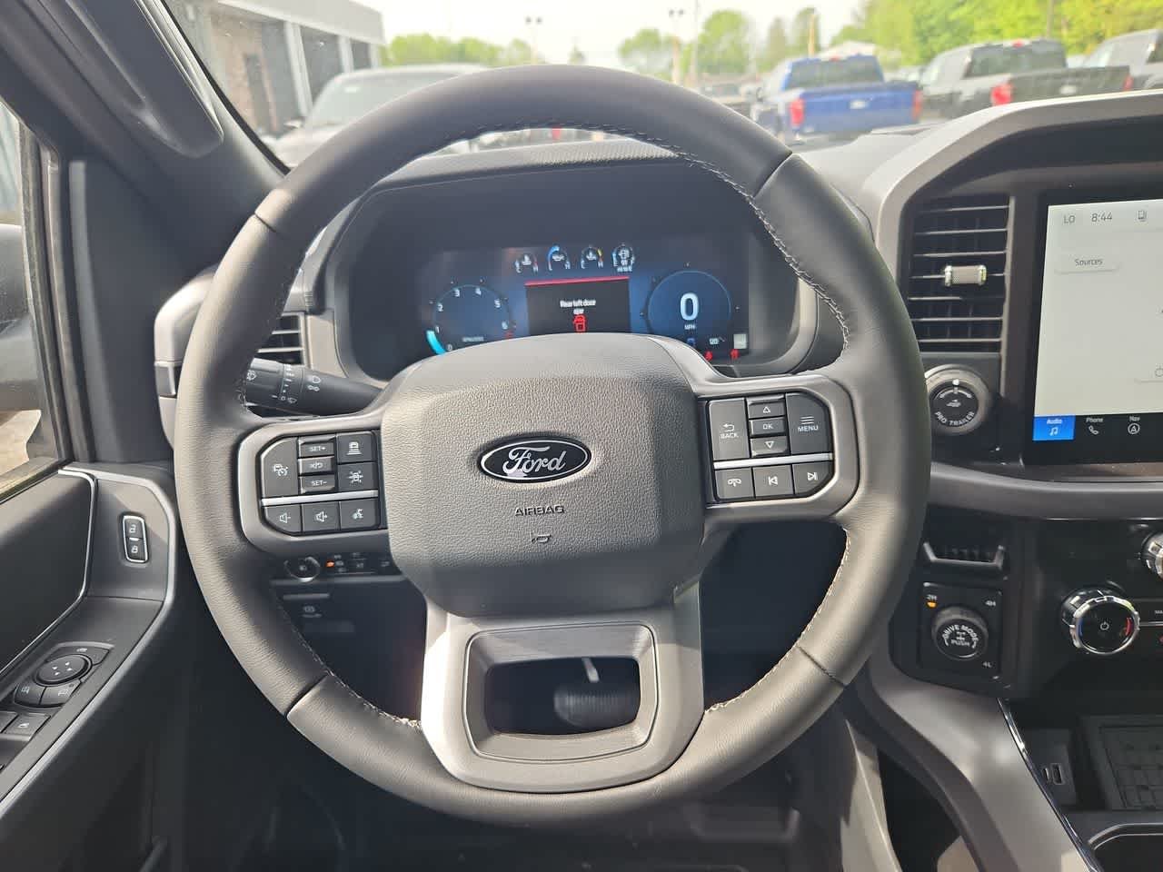 New 2026 Carbonized Gray Metallic Ford XLT image 17