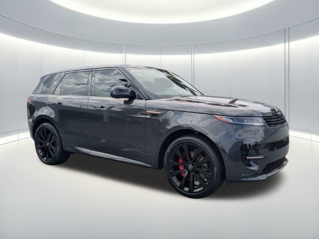 Used 2024 Gray Land Rover Dynamic SE image 8