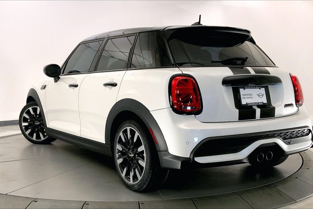 Certified Used 2024 Nanuq White Metallic MINI Signature image 10