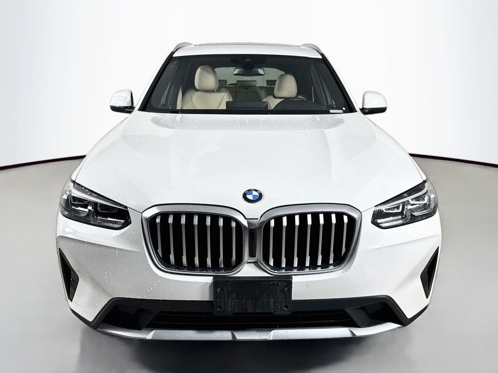 Used 2022 Alpine White BMW sDrive30i image 8