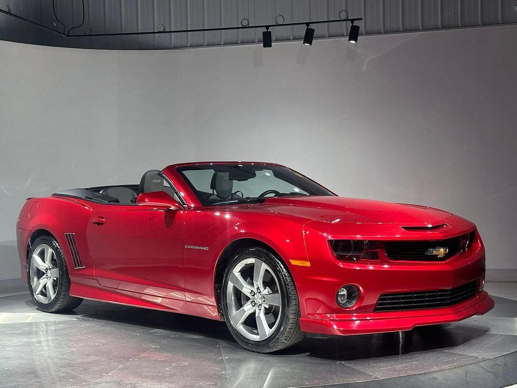 Used 2012 Crystal Red Tintcoat Chevrolet 2SS image 87
