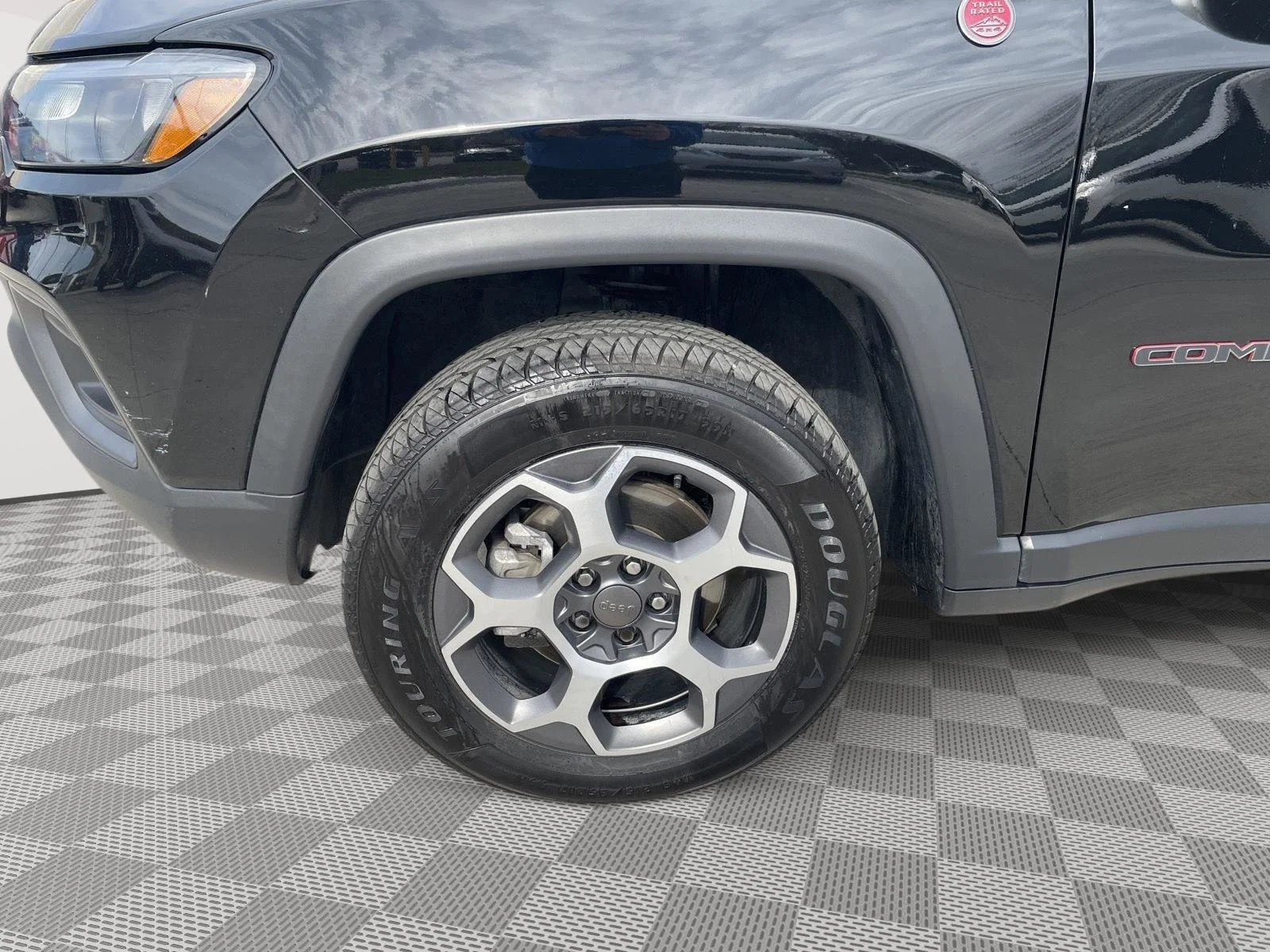 Used 2022 Diamond Black Crystal Pearlcoat Jeep Trailhawk image 30