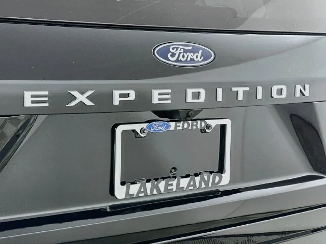 New 2027 Black Ford Platinum image 27