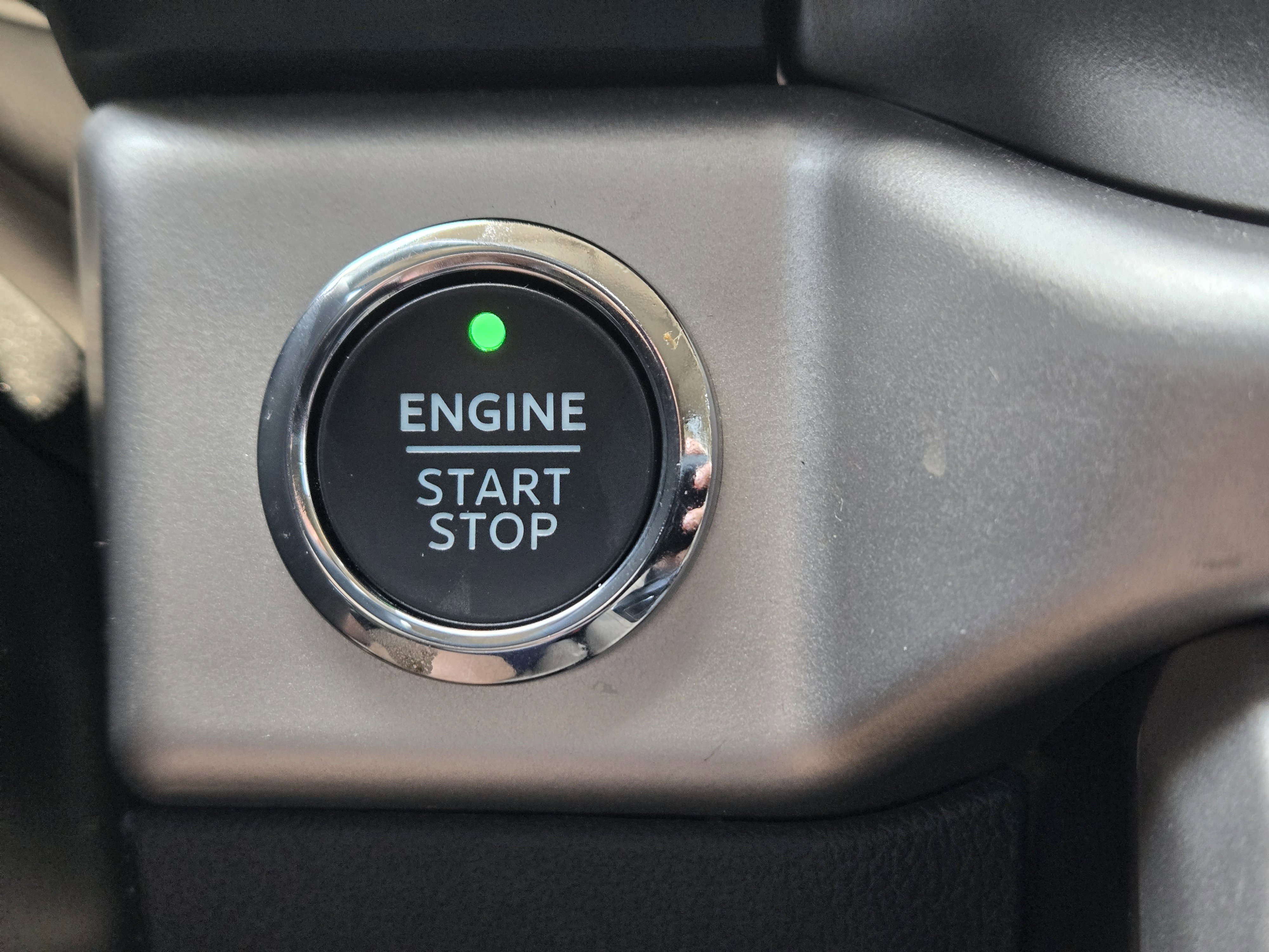 Used 2024 Black Ford XLT image 29
