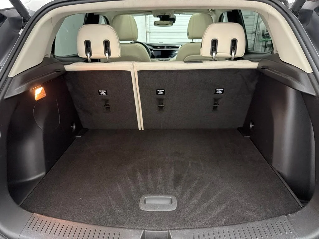 Used 2020 White Buick Essence image 28