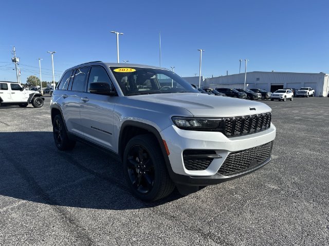 Certified Used 2023 Silver Jeep Altitude X image 18