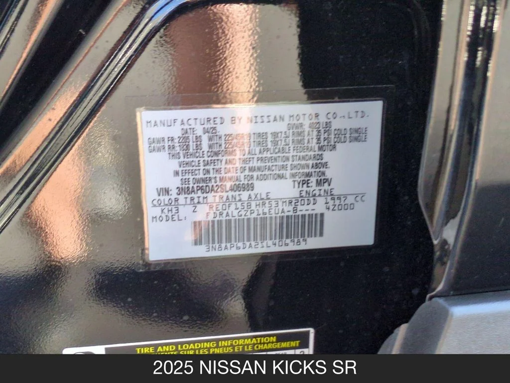 Used 2025 Black Nissan SR image 25