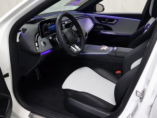 New 2026 Polar White Mercedes-Benz AMG® E 53 E 4MATIC+ Sedan image 42