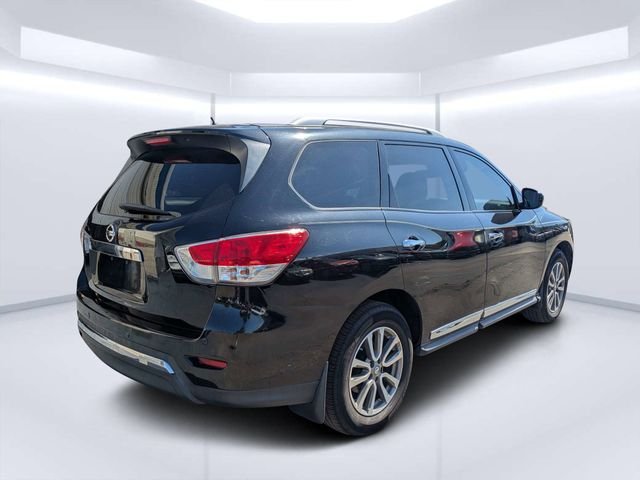 Used 2013 Black Nissan SL image 3