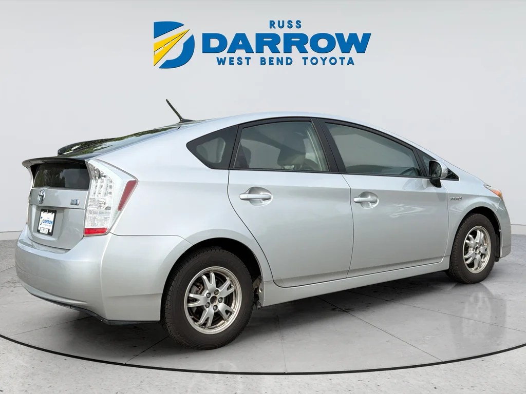 Used 2011 Silver Toyota Two image 5