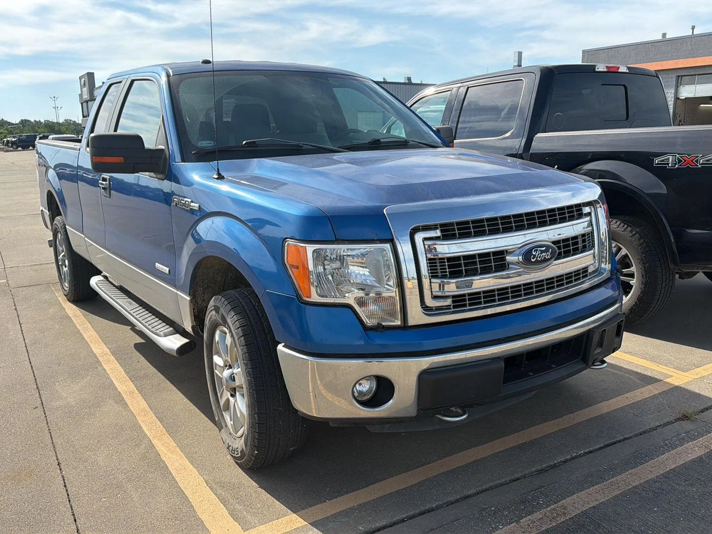 Used 2014 Ford F-150 XLT with VIN 1FTFX1ET5EKE96942 for sale in Kansas City