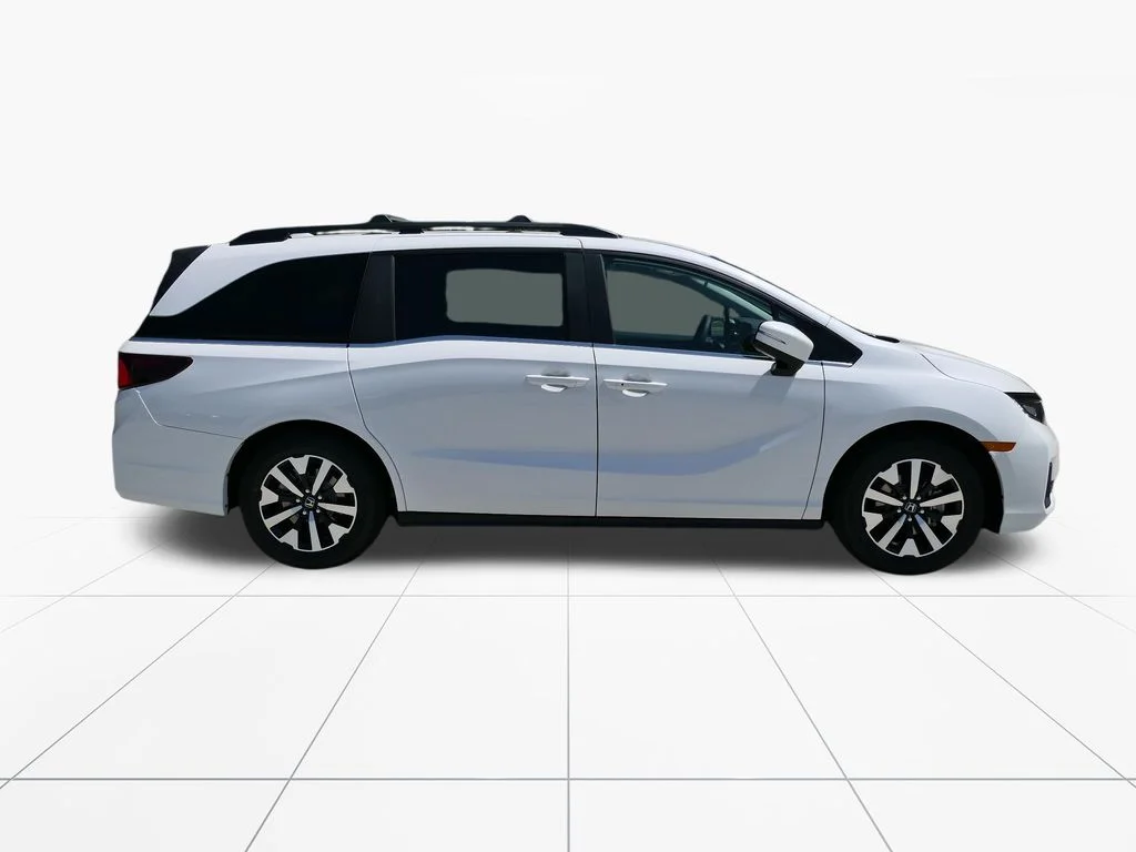 New 2026 Platinum White Pearl Honda EX-L image 10