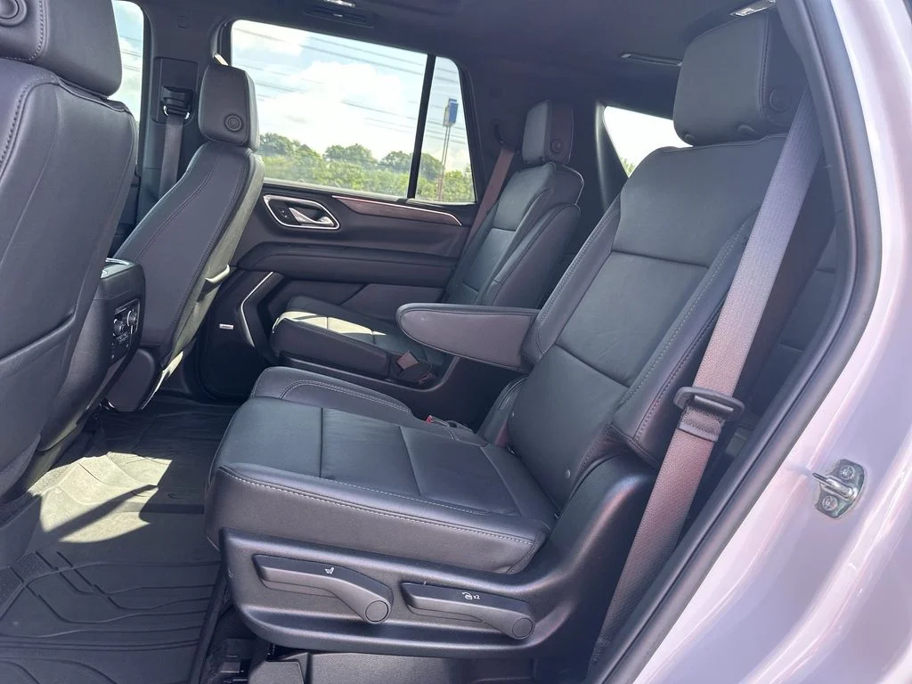 Used 2024 White Chevrolet Z71 image 29