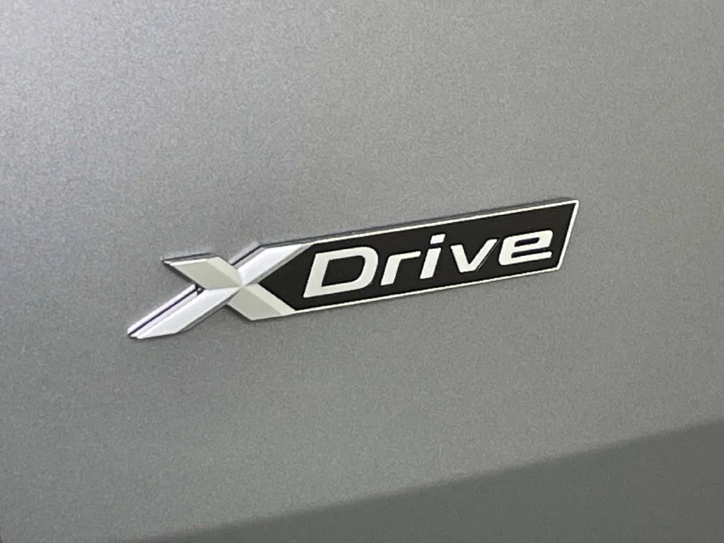 2026 BMW X3 30 - Photo 11