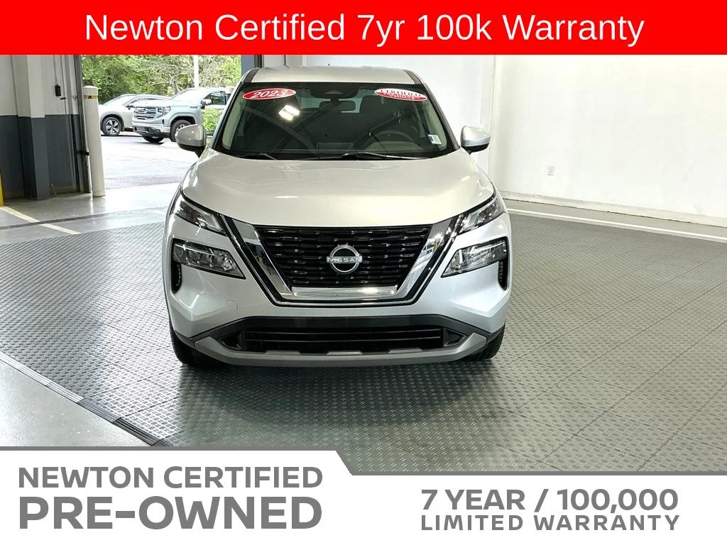 Certified Used 2023 Brilliant Silver Metallic Nissan SV image 17