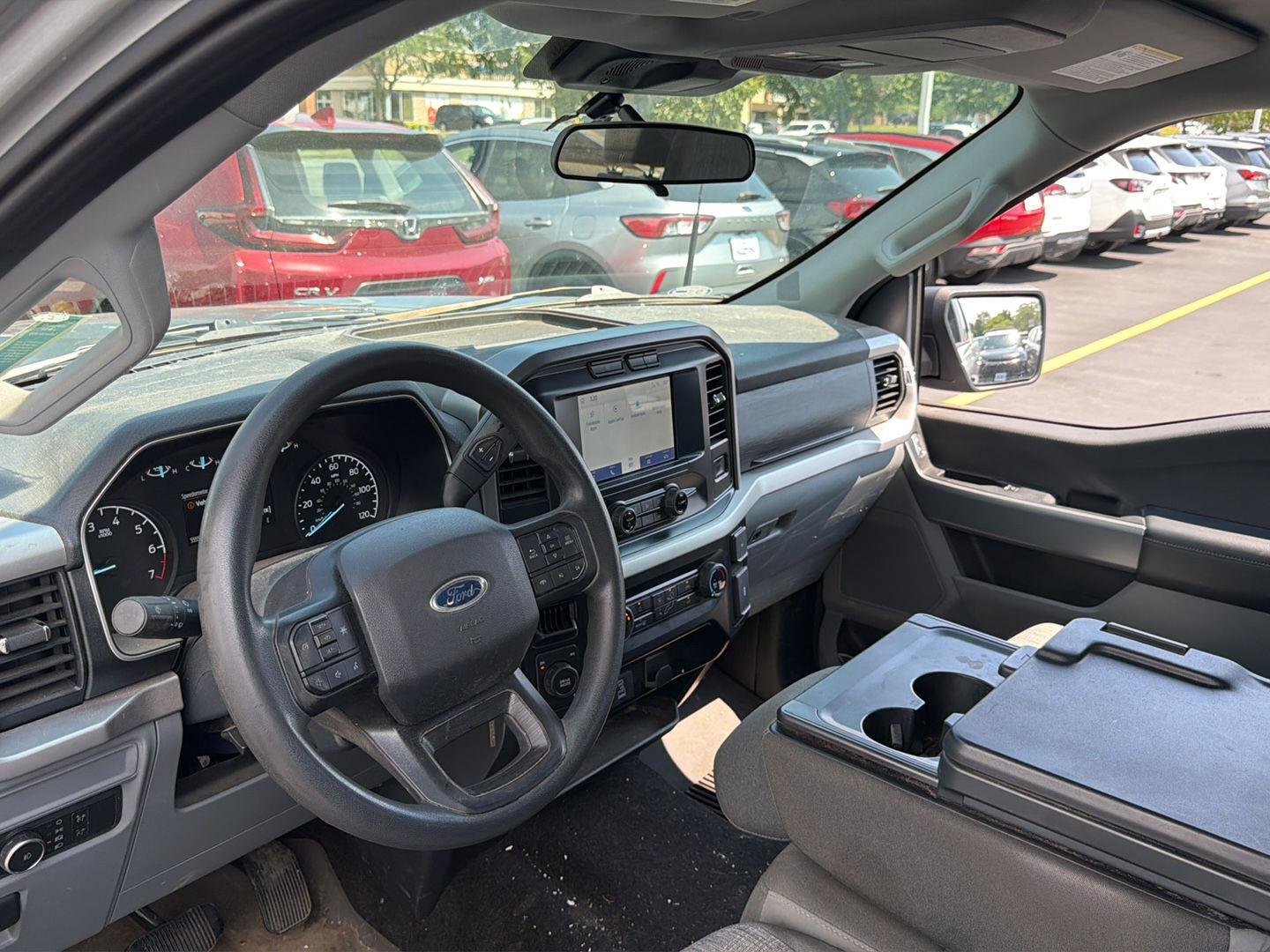 Used 2022 Iconic Silver Ford XLT image 3
