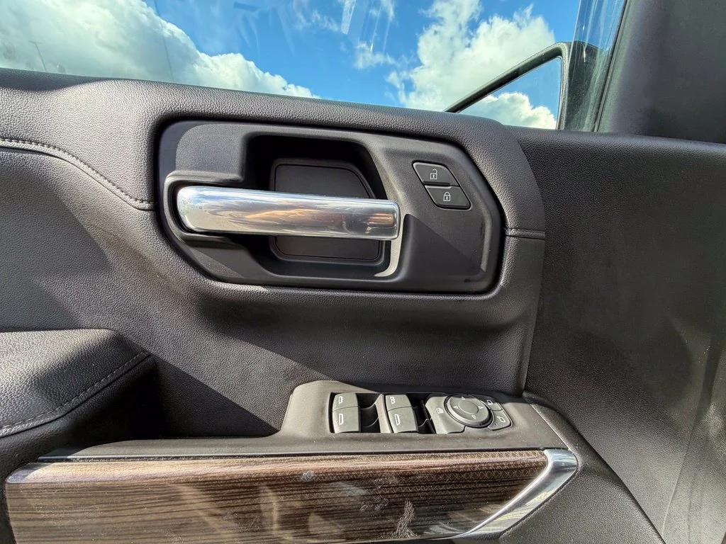 Used 2020 Gray Chevrolet RST image 15