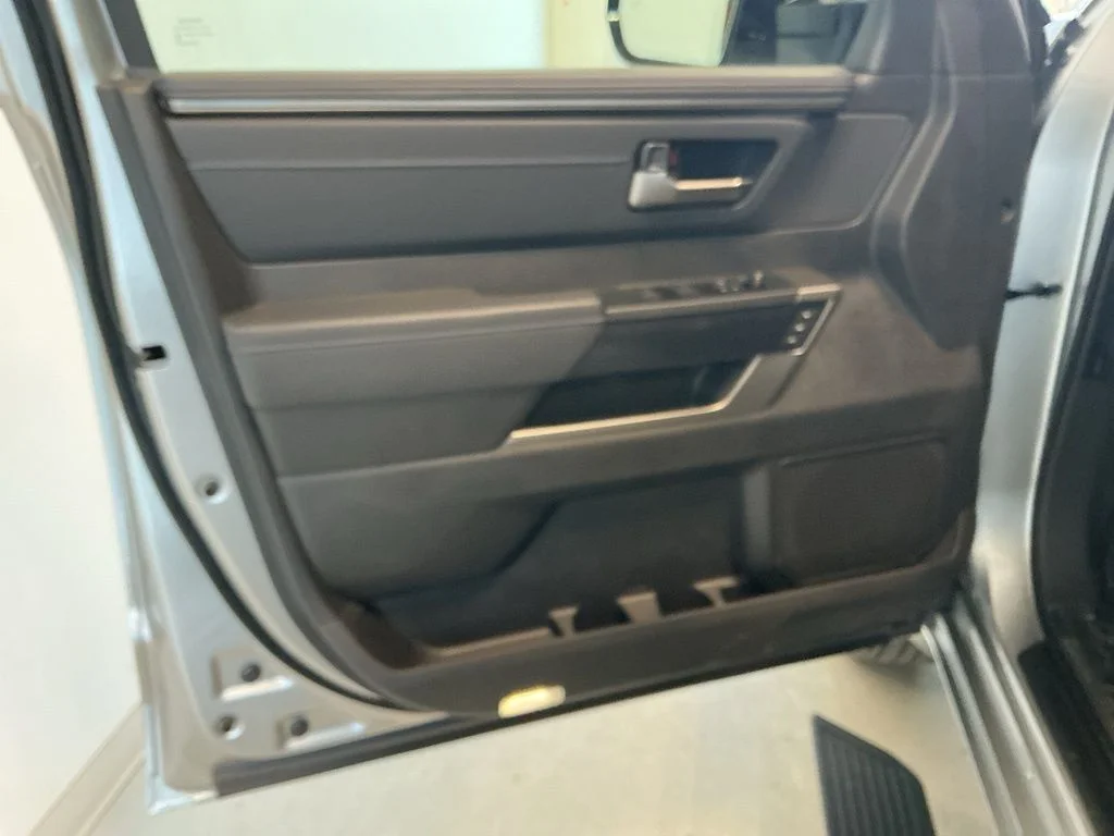 2026 Toyota Tundra Platinum - Photo 11