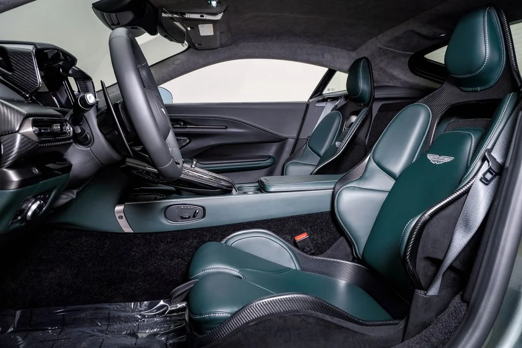 Used 2025 Q Chiltern Green Aston Martin Coupe image 21