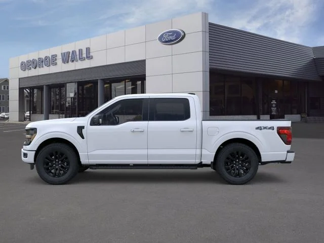 New 2026 Oxford White Ford XLT image 3