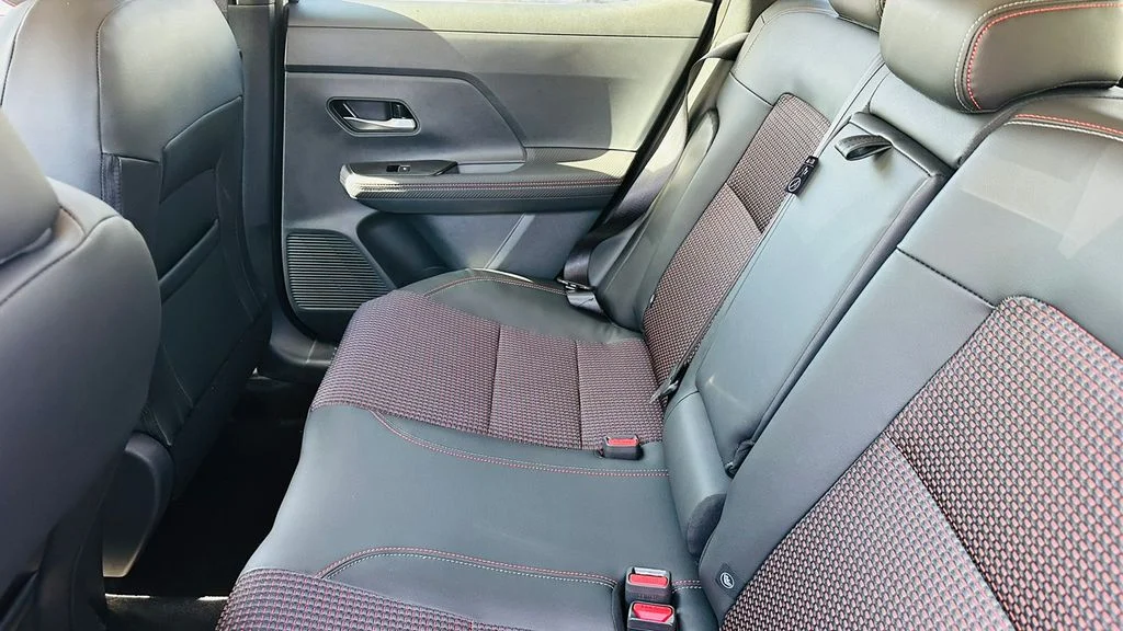 2026 Nissan KICKS SR - Photo 28