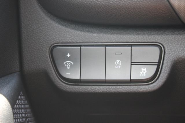 Used 2025 Black Kia LX image 17
