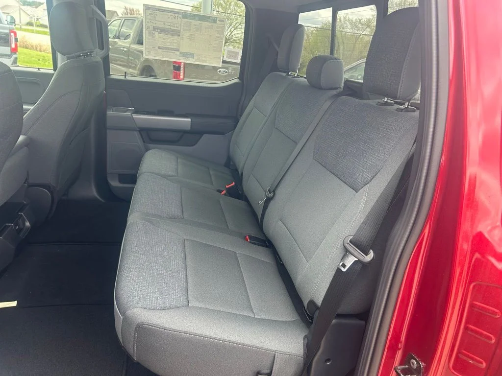 New 2026 Ruby Red Metallic Tinted Clearcoat Ford XLT image 11