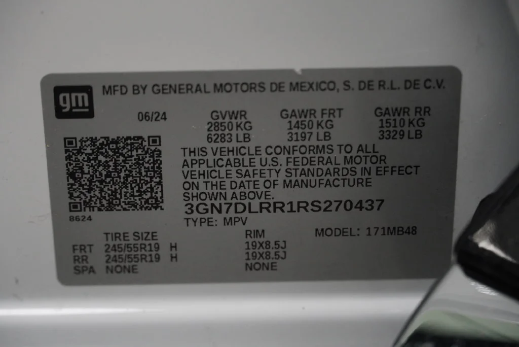2024 Chevrolet Equinox EV LT - Photo 43