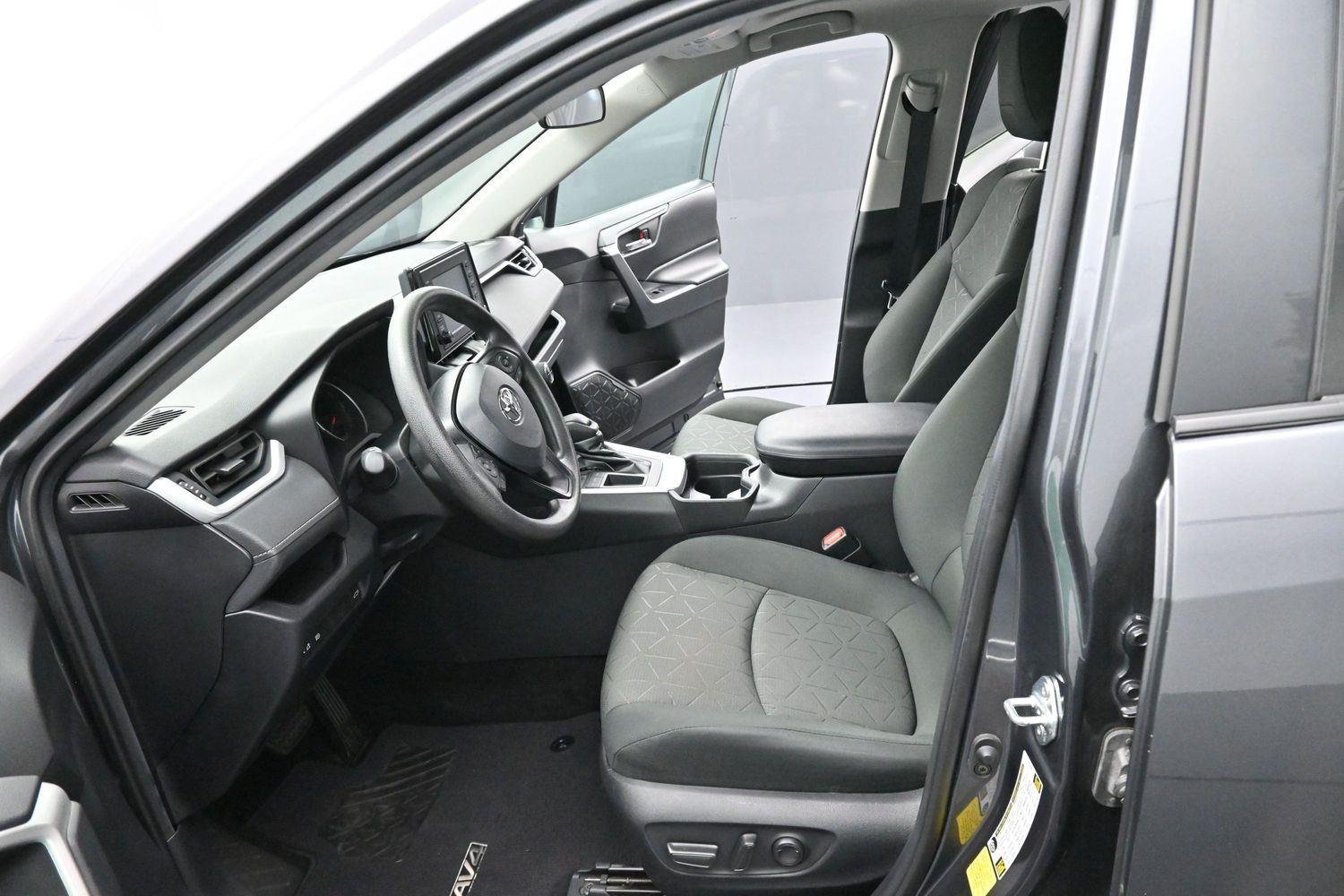 Used 2021 Magnetic Gray Metallic Toyota XLE image 11